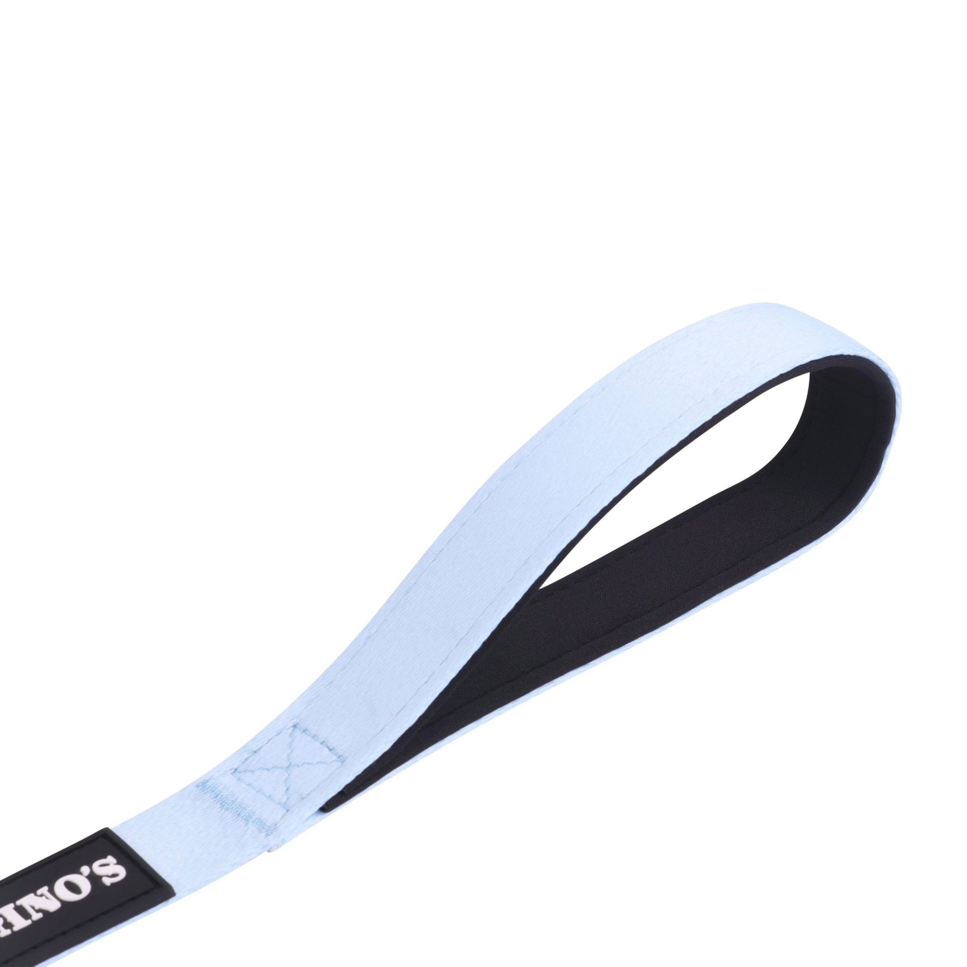 Image of blue double handled leash showing handle. 